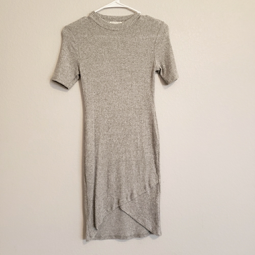 Short Sleeve Sweater Dress (Donated)